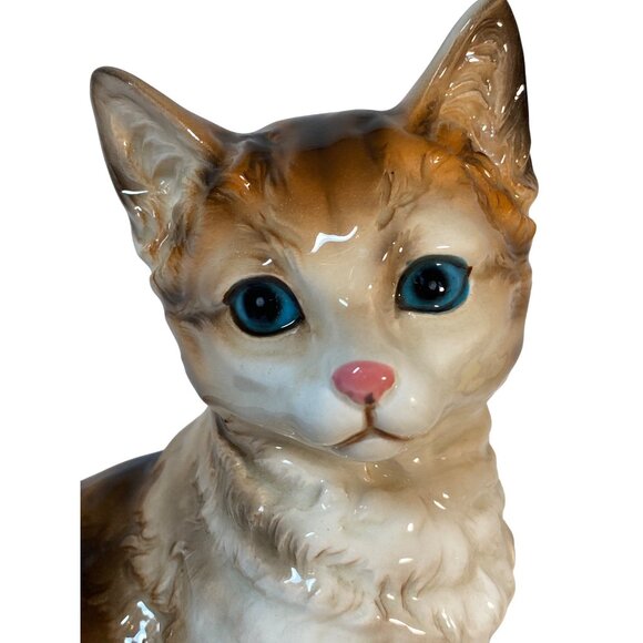 VTG Andrea by Sadek  Tabby Cat Blue Eye Ceramic Figure Tilden Thurber 2611 Japan - Picture 1 of 14